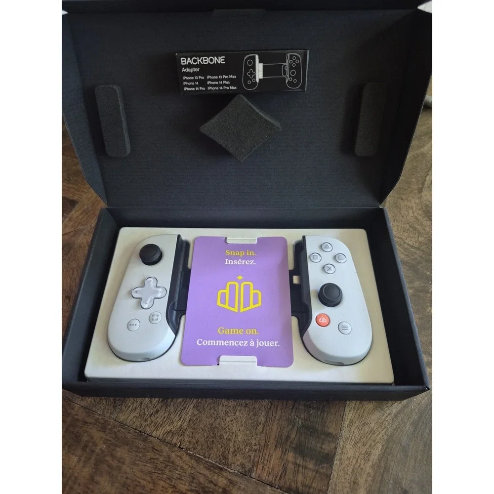 Backbone LIGHTNING Controller for iPhone  - PlayStation Edition